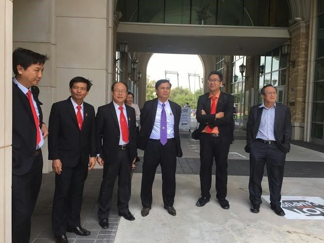 DNTU delegation has a visit tour in the TCU campus in the afternoon of April 15