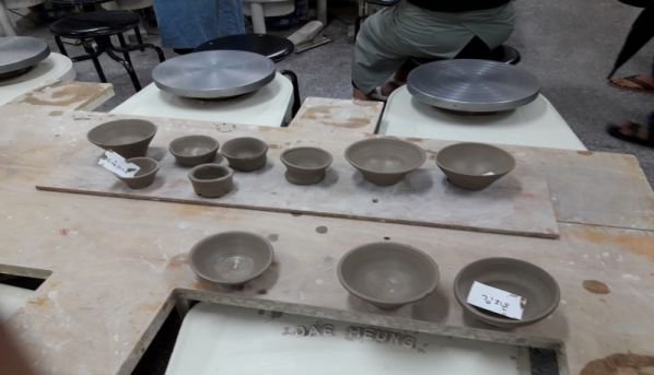 Ceramic works of students participating in the program