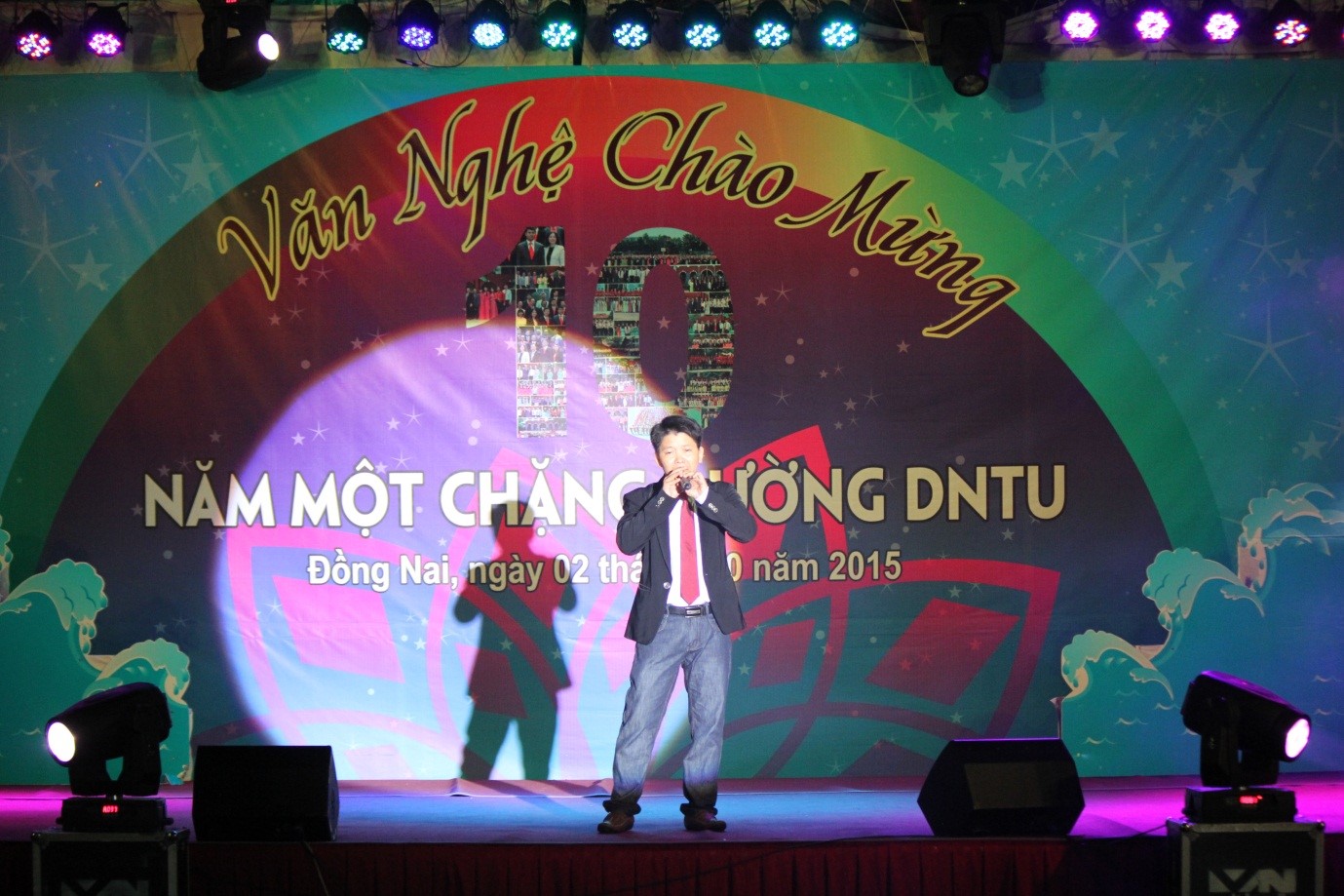 DNTU-van-nghe-10-nam