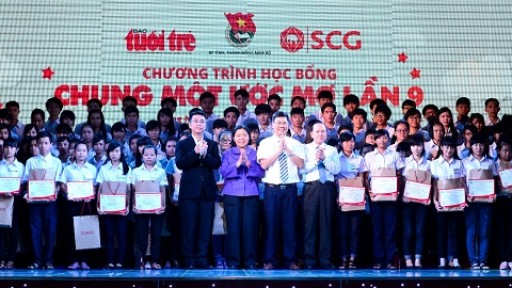 Chương trình trao học bổng "Chung một ước mơ" lần 9 năm 2015