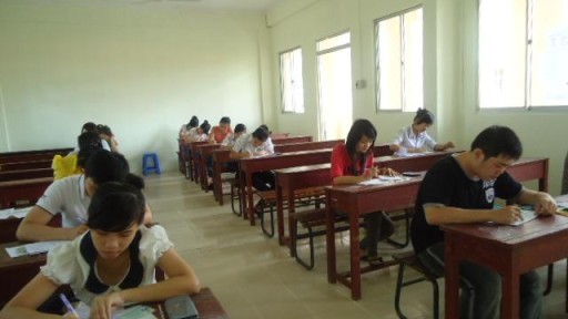 Kết thúc đợt 3 tuyển sinh Đại học, Cao đẳng năm 2012