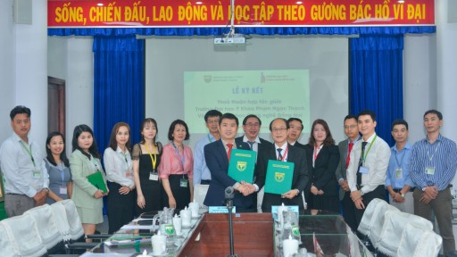 Ký kết thỏa thuận hợp tác giữa bắn cá online
 và trường Đại học Y khoa Phạm Ngọc Thạch