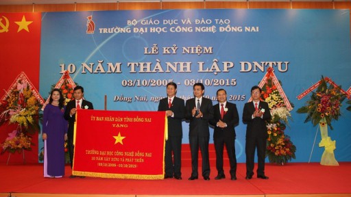 Lễ kỷ niệm 10 năm thành lập trường