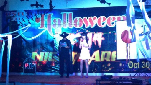 Sinh viên khoa ngoại ngữ từng bừng trong lễ hội Halloween 2014