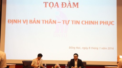 Tọa đàm “Định vị bản thân – Tự tin chinh phục”