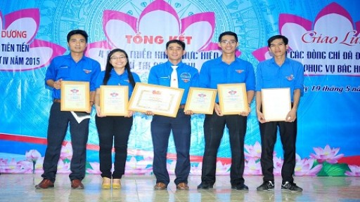 Tuyên dương thanh niên tiên tiến làm theo lời Bác năm 2015